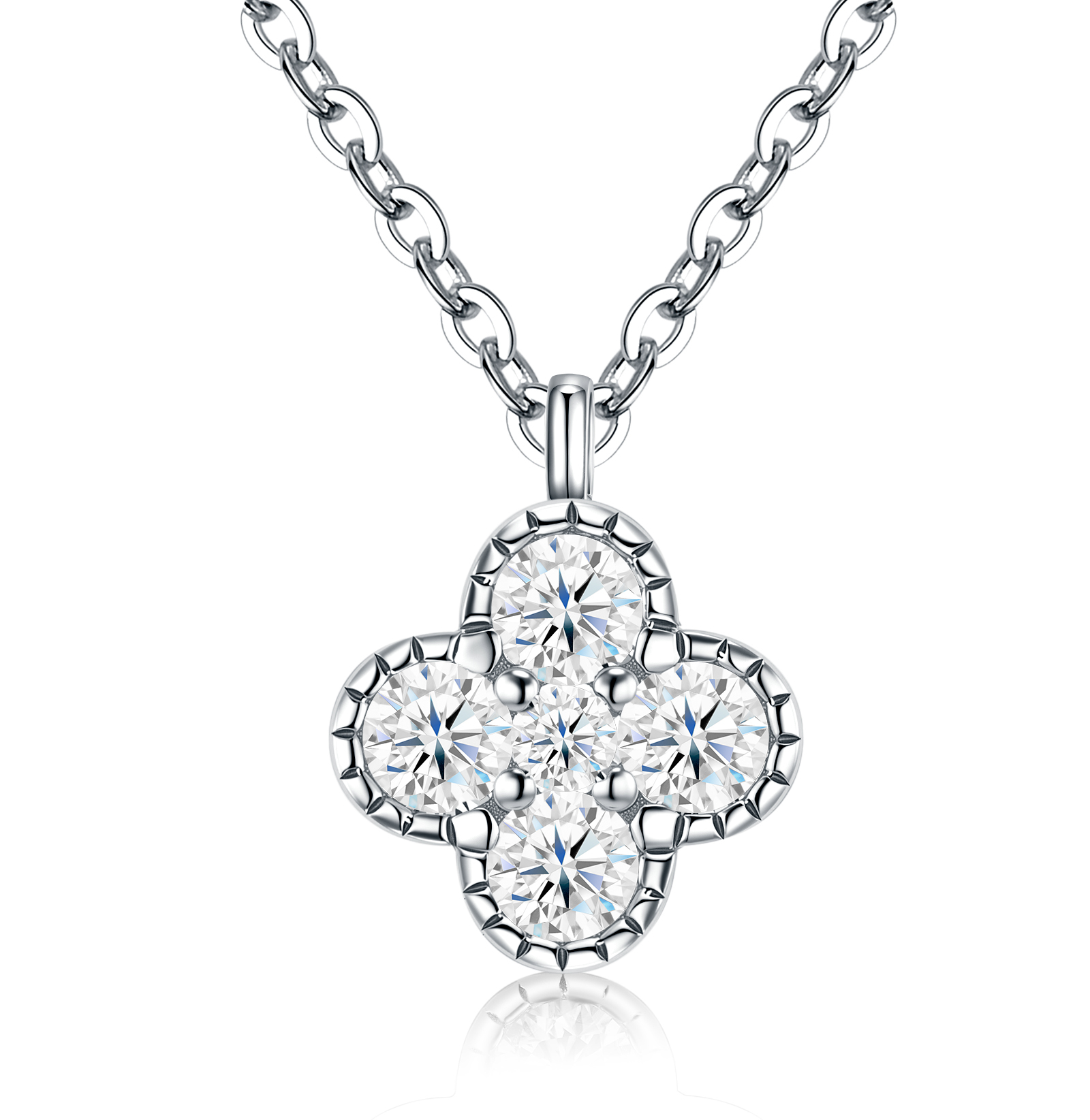 N17166-01-principal Collar Van Cleef de Plata y Moissanita, vista principal sobre fondo blanco