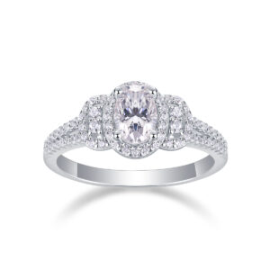 Anillo Cristal de Plata y Moissanita, vista principal sobre fondo blanco